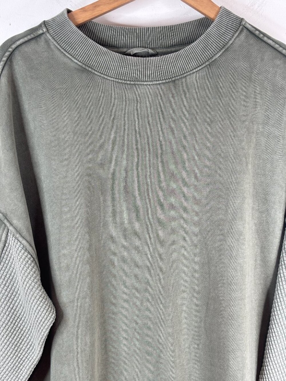 Aerie Oversized Crewneck Sweatshirt S Olive Green Waffle Knit Sleeve Slouchy - Picture 4 of 10